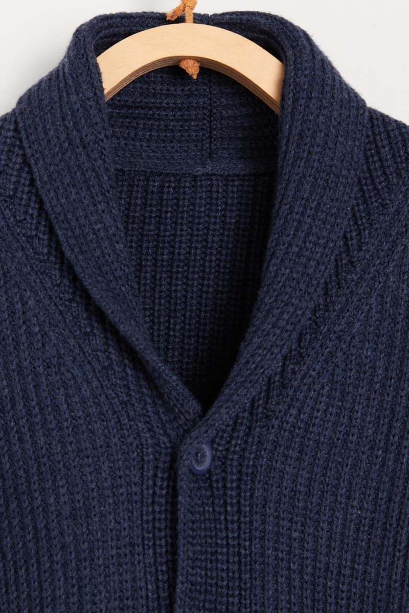 Cardigan Tom