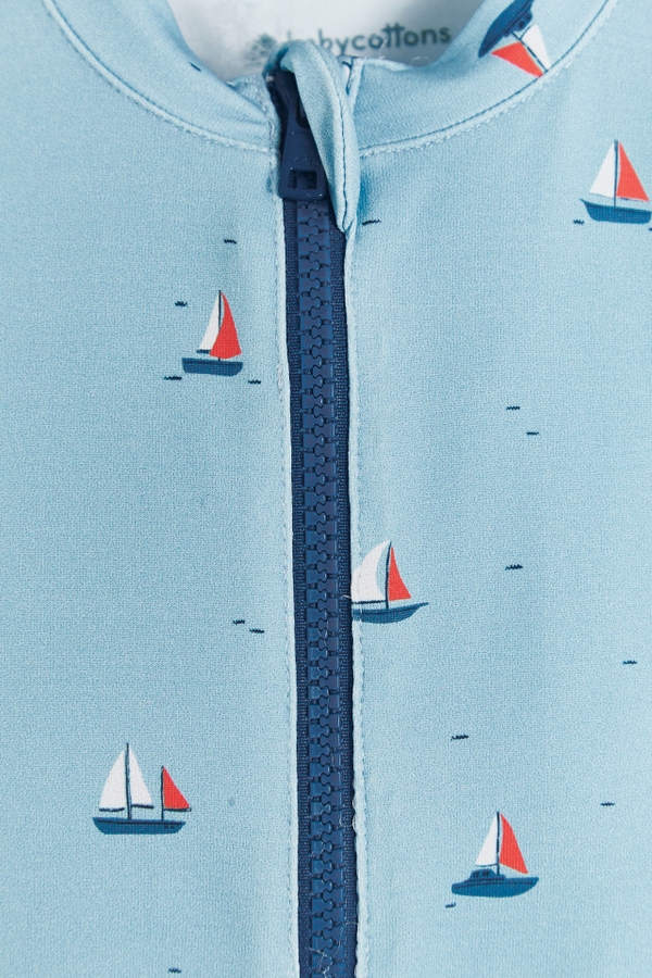 Entero Tom Lycra Boat Beach