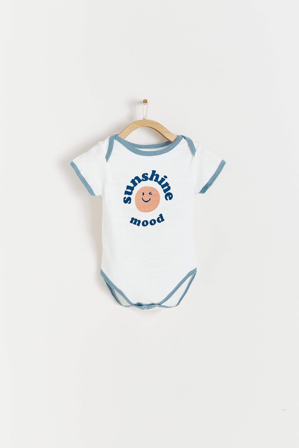 Body Maui Buku