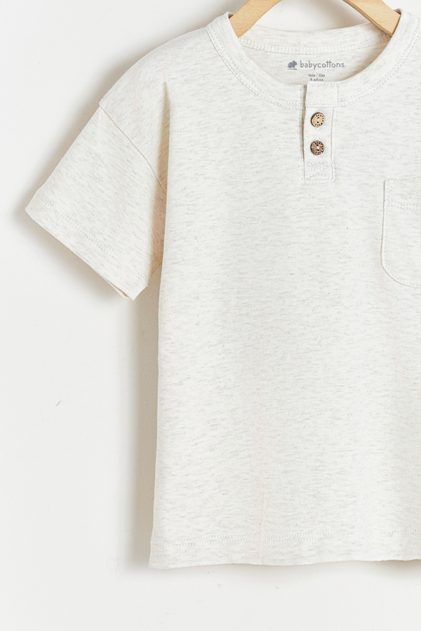 Remera Mao Essentials