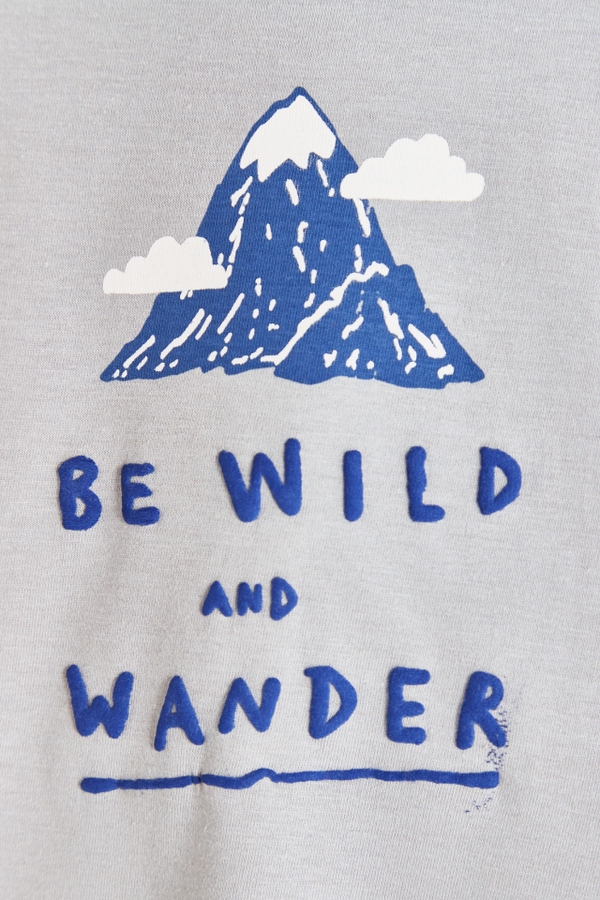 Remera Taylor Wander Merlin