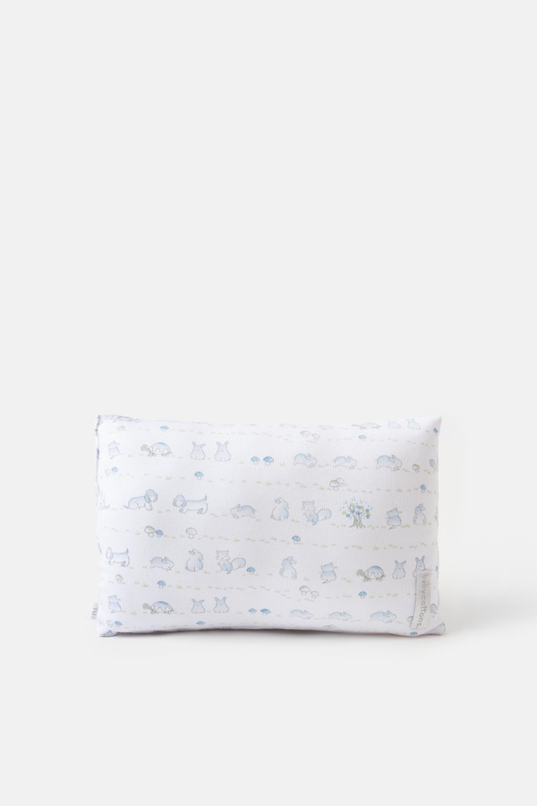 Almohada In The Woods