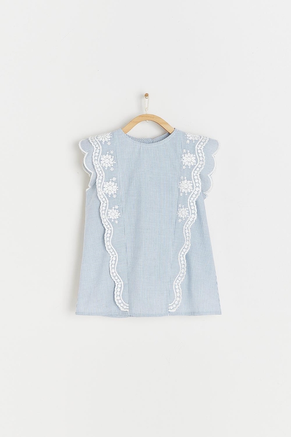 Anette Blouse & Shorts Set