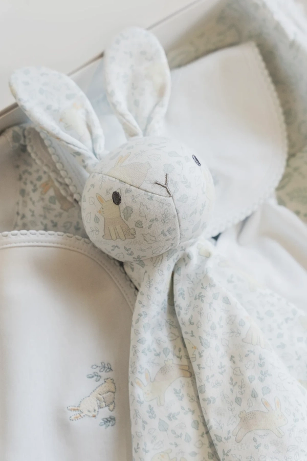 Noni Conejo Peanut