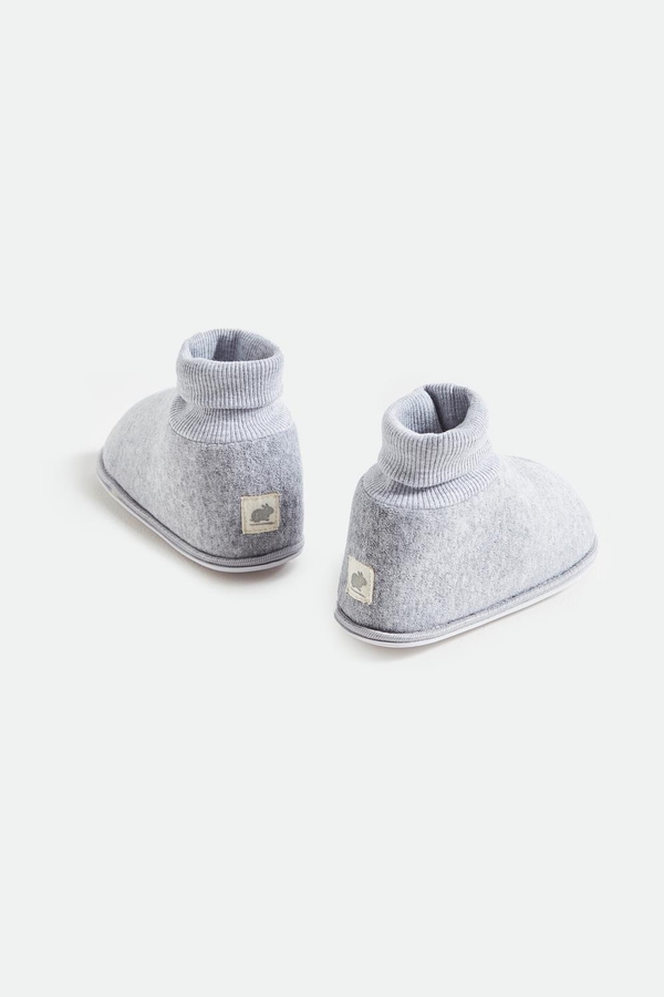 Pantufla Bota Plush